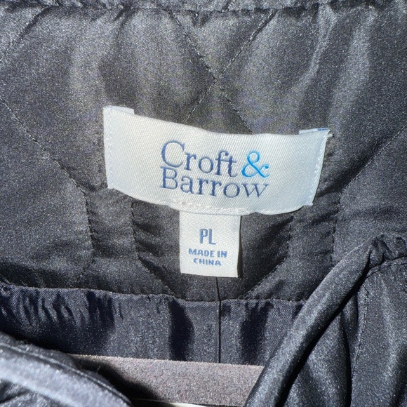 Quilted Vest in black - Picture 3 of 5